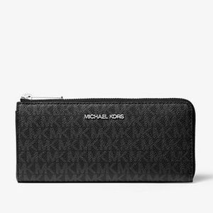 Black Michael Kors Jet Set quarter zip wallet